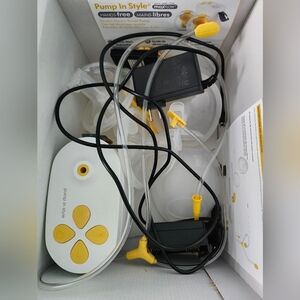 Medela Pump Kit with Yellow and White Accents